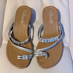 Bonita sandals silver straps with rhinestones and a touch of glitter worn once